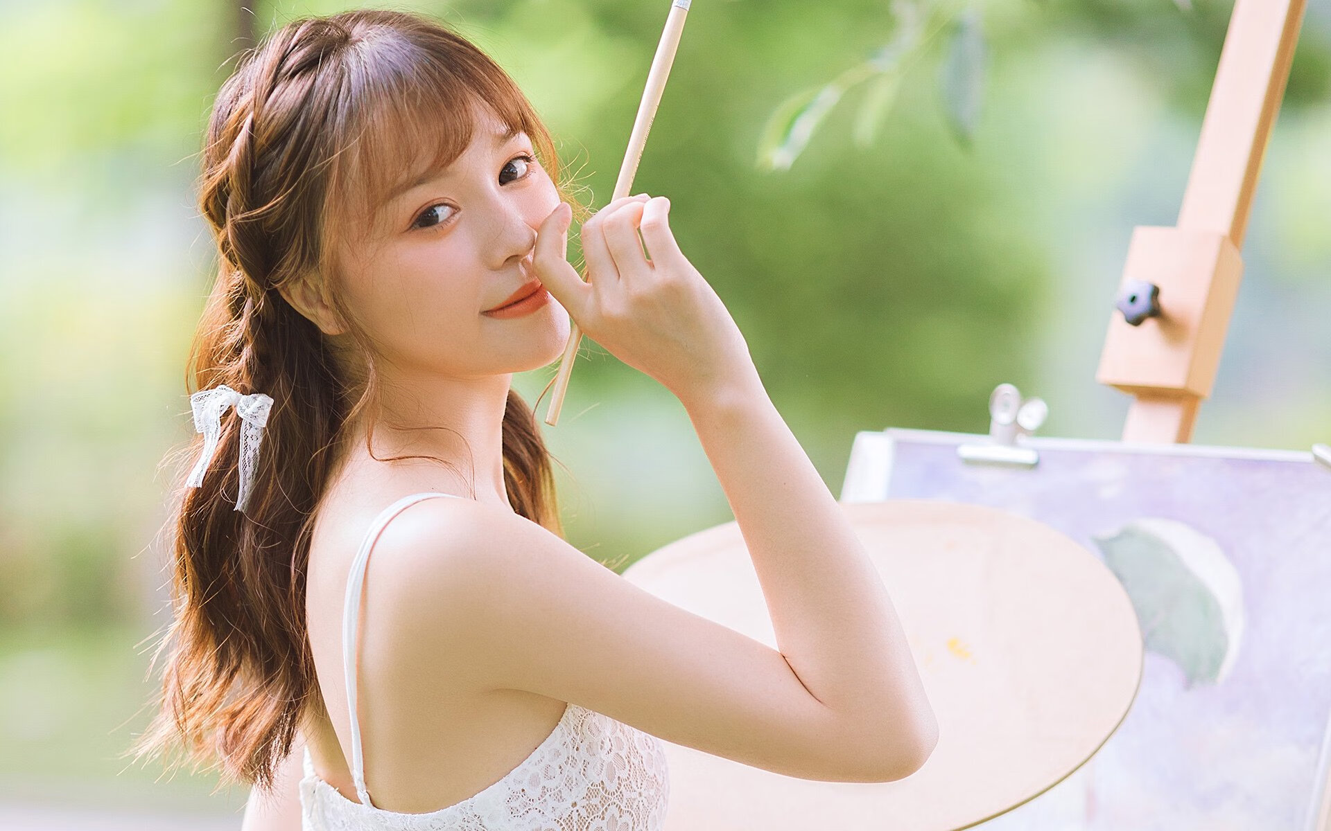 当绿茵场变赛道，阿尔及利亚的铁幕与维尼修斯的街道狂飙