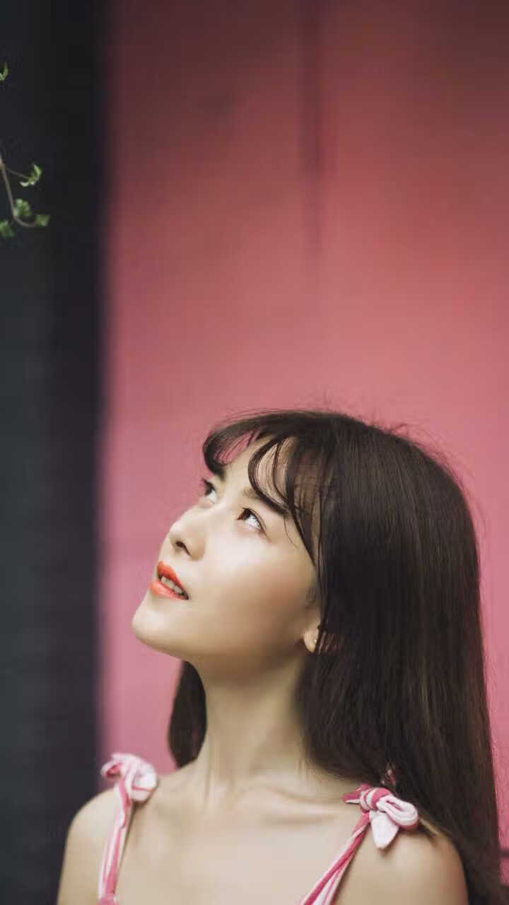 诺坎普之子，当舞台亮起，孔德以沉默统治喧嚣